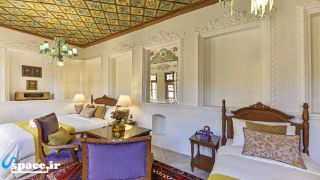 نمای داخلی اتاق طاووس بوتیک هتل عمارت سحرخیزان - شیراز